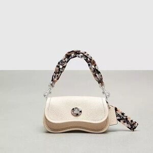 Coach Micro Wavy Dinky Cloud Leather Minibag Purse with Tortoise Link Ha…